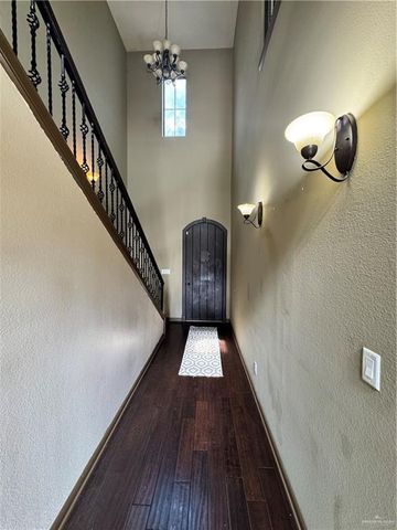 812 S 6th Street S 4, Mcallen, TX 78501