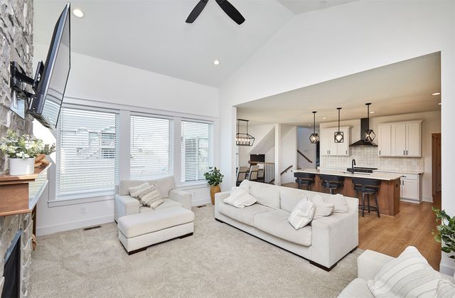 1602 NW Benjamin Drive, Ankeny, IA 50023