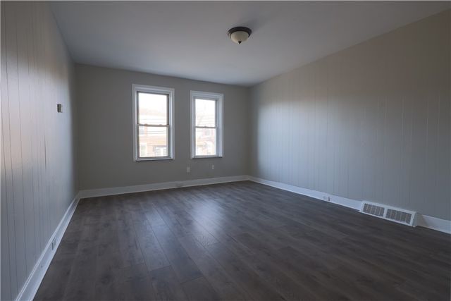 531 5th Street Ext, Trafford, PA 15085