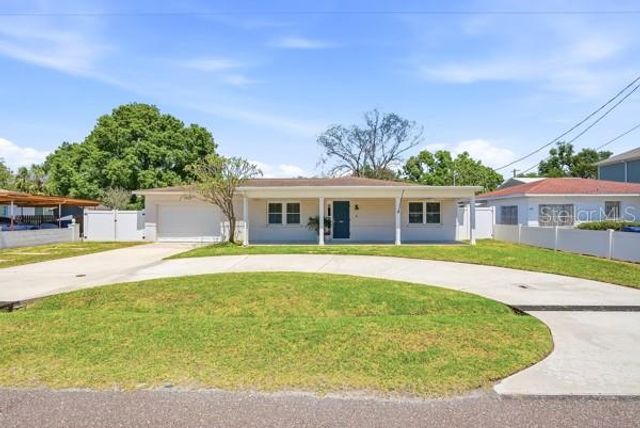 3909 W CARMEN STREET, Tampa, FL 33609