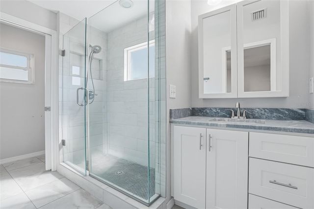 3909 W CARMEN STREET, Tampa, FL 33609