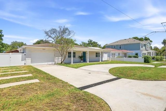 3909 W CARMEN STREET, Tampa, FL 33609