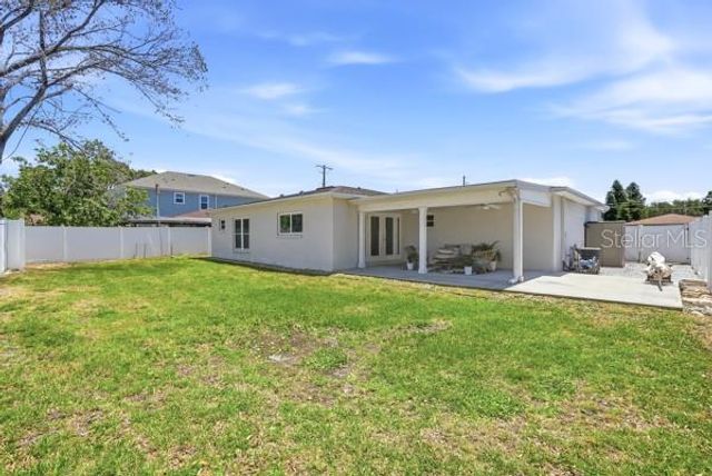 3909 W CARMEN STREET, Tampa, FL 33609