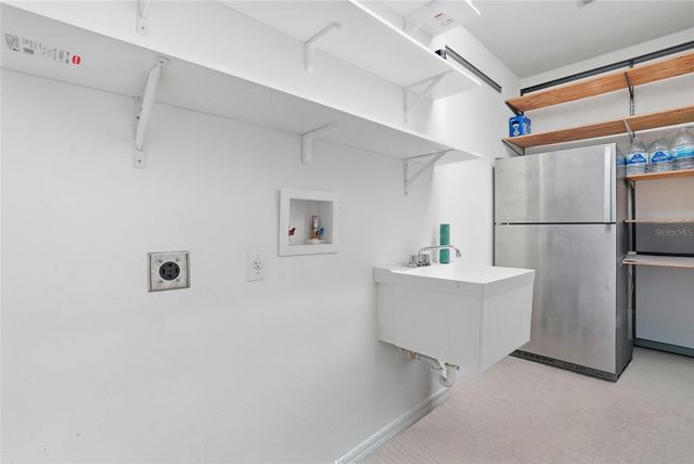 3909 W CARMEN STREET, Tampa, FL 33609