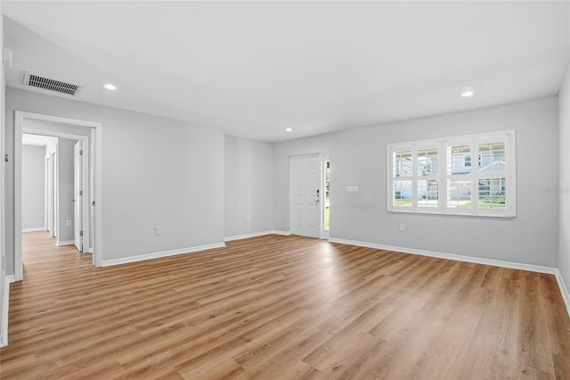 3909 W CARMEN STREET, Tampa, FL 33609