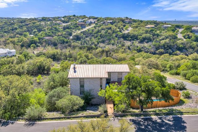 100 Semi CIR, Horseshoe Bay, TX 78657