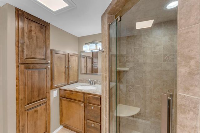 100 Semi CIR, Horseshoe Bay, TX 78657