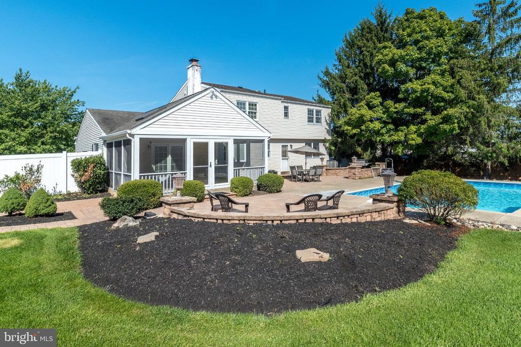 2049 VALLEY VIEW WAY, LANSDALE, PA 19446 — photo 3