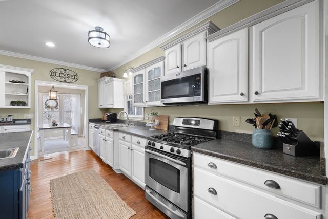 4313 Hargrove Marable Rd, Palmyra, TN 37142