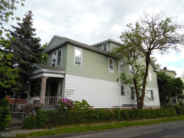 827 S 20TH St, Newark City, NJ 07108