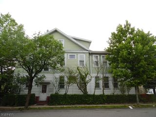 827 S 20TH St, Newark City, NJ 07108
