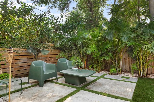 171 NW 47th St, Miami, FL 33127