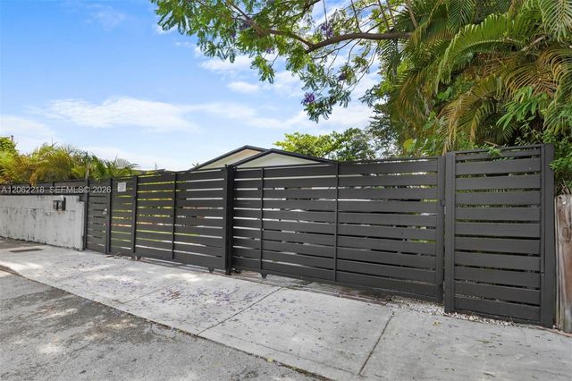 171 NW 47th St, Miami, FL 33127