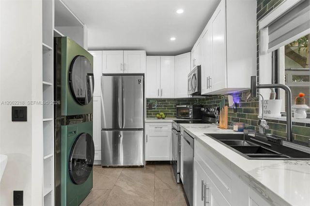 171 NW 47th St, Miami, FL 33127