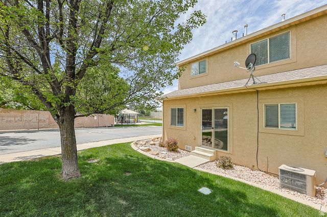 1944 N HOLLOW CT, Lehi, UT 84043