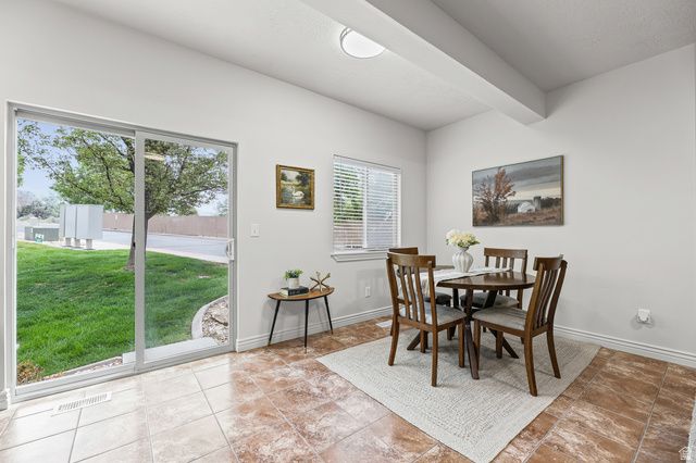 1944 N HOLLOW CT, Lehi, UT 84043