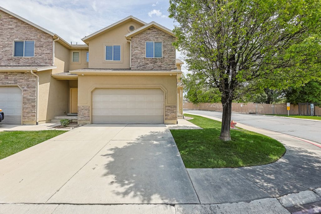 1944 N HOLLOW CT, Lehi, UT 84043