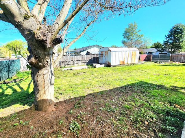 274 GEORGINNA Dr, Roseburg, OR 97471