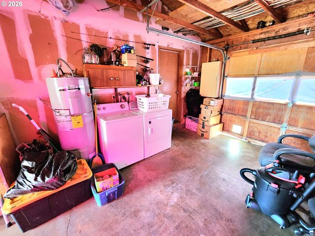 274 GEORGINNA Dr, Roseburg, OR 97471