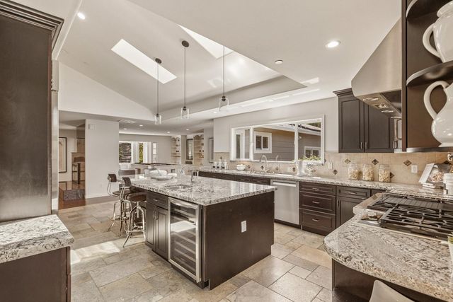 12882 Viscaino Road, Los Altos Hills, CA 94022