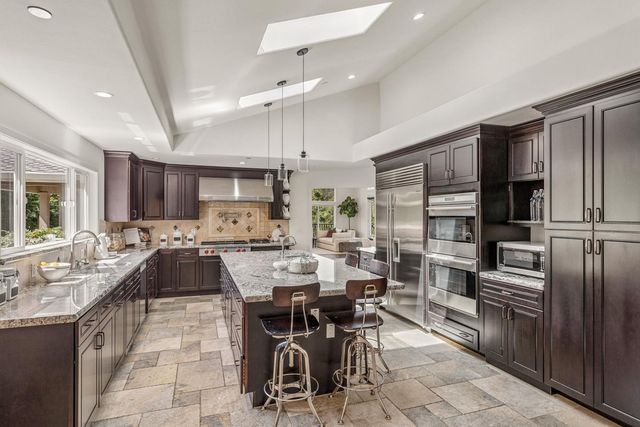 12882 Viscaino Road, Los Altos Hills, CA 94022
