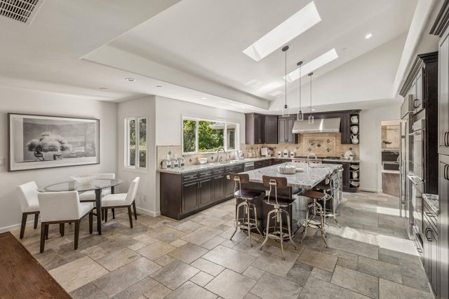 12882 Viscaino Road, Los Altos Hills, CA 94022