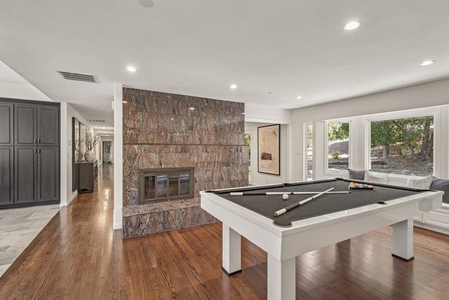 12882 Viscaino Road, Los Altos Hills, CA 94022