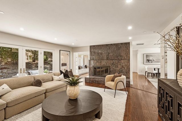 12882 Viscaino Road, Los Altos Hills, CA 94022