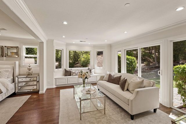 12882 Viscaino Road, Los Altos Hills, CA 94022