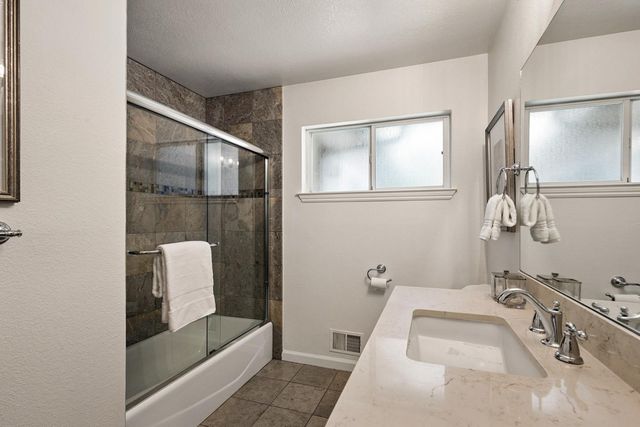 12882 Viscaino Road, Los Altos Hills, CA 94022
