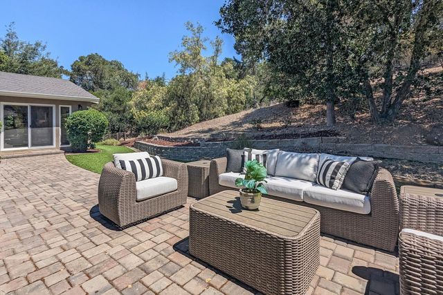 12882 Viscaino Road, Los Altos Hills, CA 94022