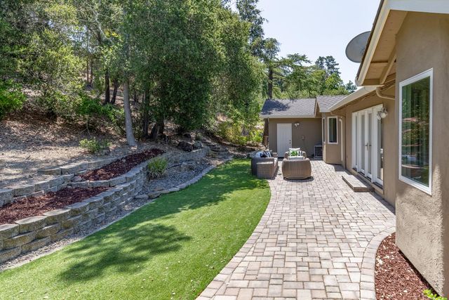 12882 Viscaino Road, Los Altos Hills, CA 94022