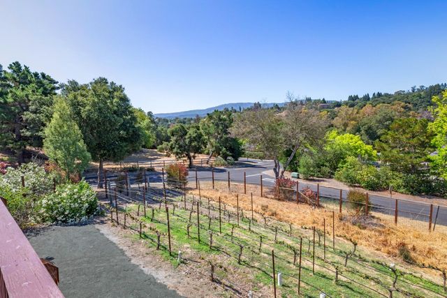 12882 Viscaino Road, Los Altos Hills, CA 94022