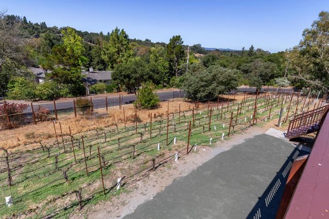 12882 Viscaino Road, Los Altos Hills, CA 94022