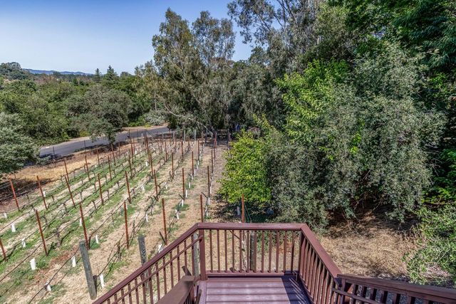 12882 Viscaino Road, Los Altos Hills, CA 94022