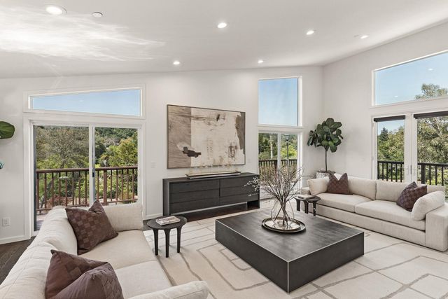 12882 Viscaino Road, Los Altos Hills, CA 94022