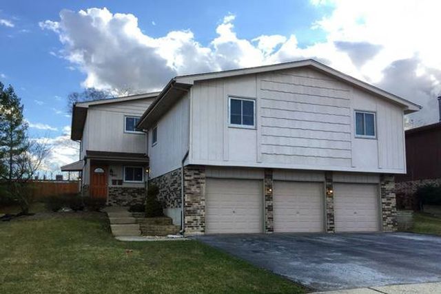 683 Rosner Drive 2ND, Roselle, IL 60172