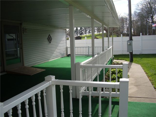 340 Deerfield, South Franklin, PA 15301