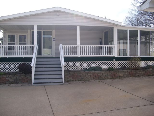 340 Deerfield, South Franklin, PA 15301