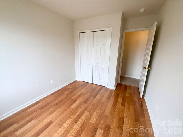 5220 Glenlea Walk Lane, Charlotte, NC 28216