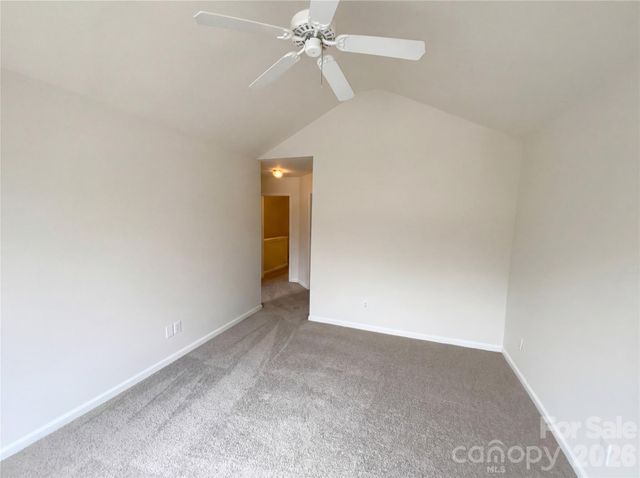 5220 Glenlea Walk Lane, Charlotte, NC 28216