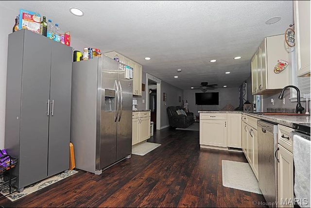 2654 Third Street, Farmington, MO 63637