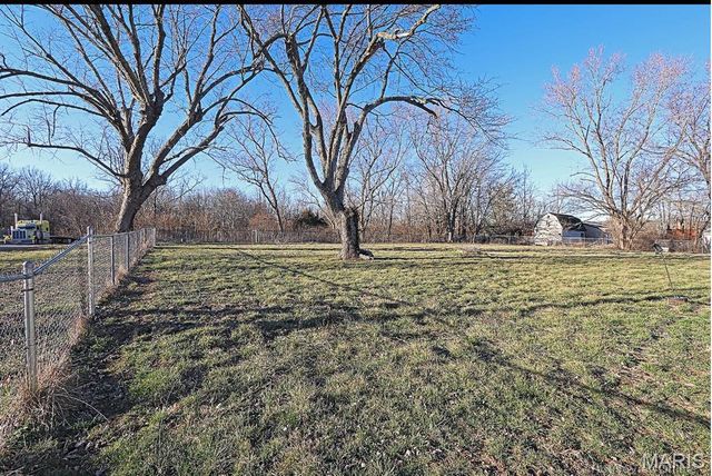 2654 Third Street, Farmington, MO 63637