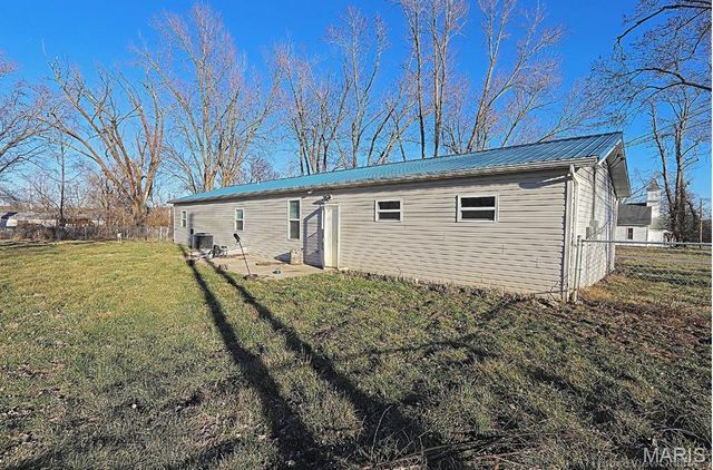 2654 Third Street, Farmington, MO 63637