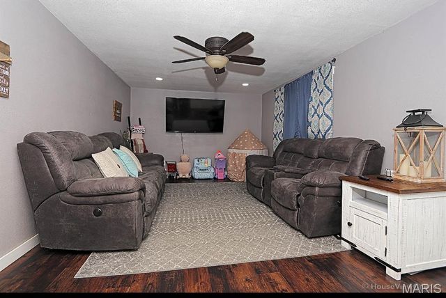 2654 Third Street, Farmington, MO 63637