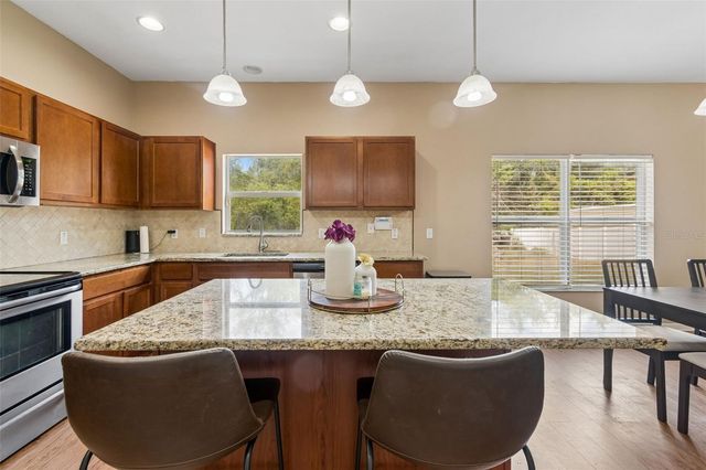 10620 CARLOWAY HILLS DRIVE, Wimauma, FL 33598