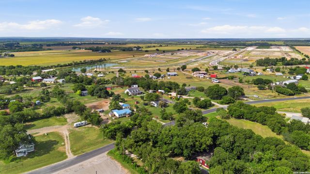 15646 Bexar Bowling, Marion, TX 78124