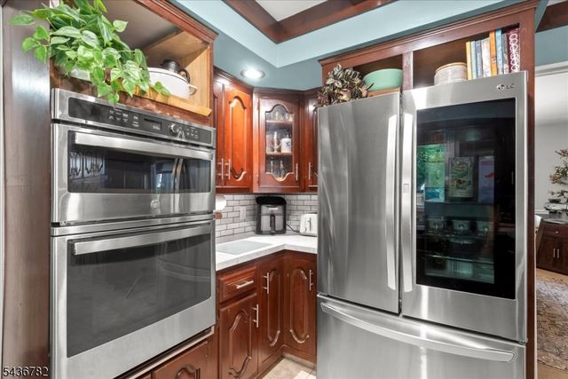 21 Carteret St, West Milford Twp., NJ 07480