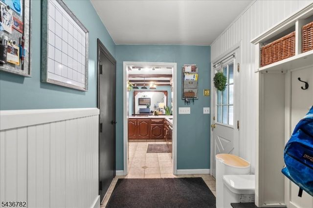 21 Carteret St, West Milford Twp., NJ 07480