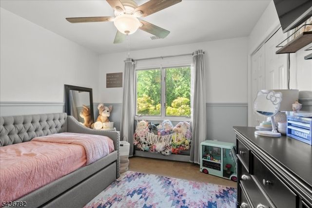 21 Carteret St, West Milford Twp., NJ 07480